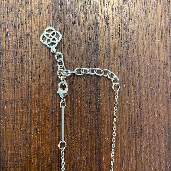 Kendra Scott Elisa Necklace - Picture 3 of 4